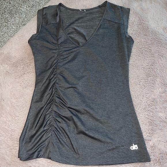 ALO Yoga Tops - S Alo Yoga Tank